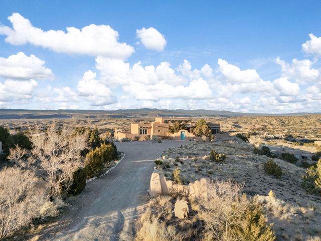 9 Calle Ponderosa, Placitas, NM 87043