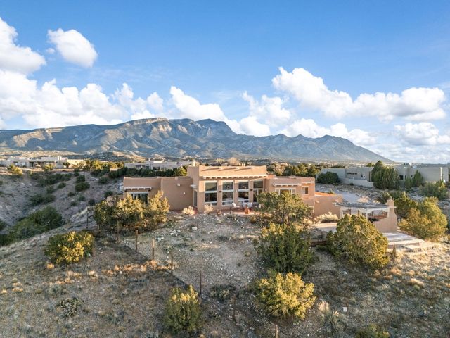 9 Calle Ponderosa, Placitas, NM 87043