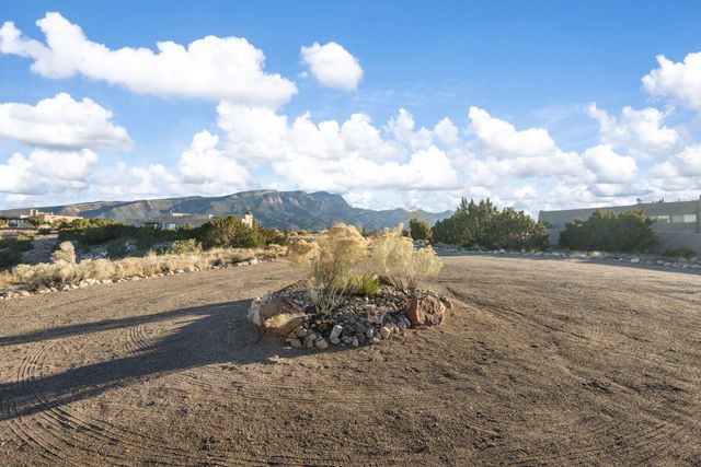 9 Calle Ponderosa, Placitas, NM 87043