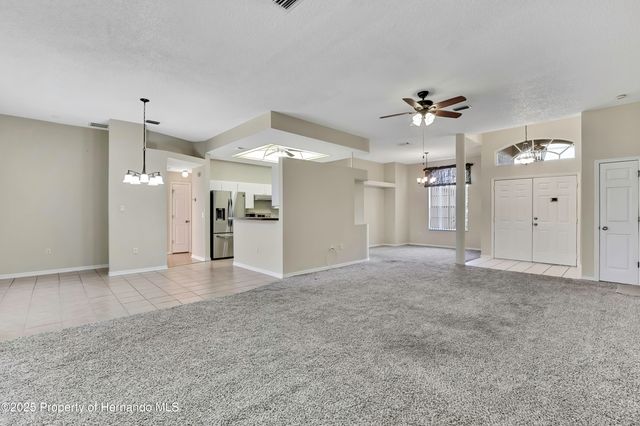 8019 Timberlake Avenue, Spring Hill, FL 34606
