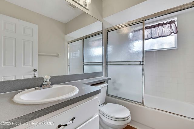 8019 Timberlake Avenue, Spring Hill, FL 34606