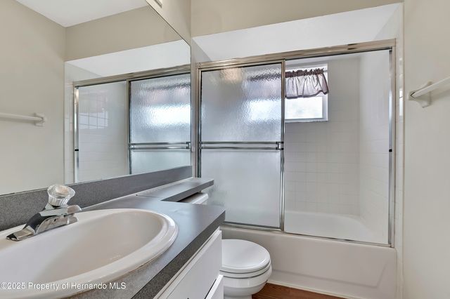 8019 Timberlake Avenue, Spring Hill, FL 34606