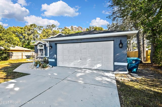 8019 Timberlake Avenue, Spring Hill, FL 34606