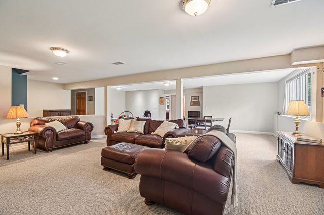 4N466 Mark Twain Street, St. Charles, IL 60175