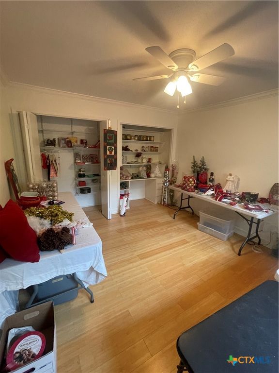 Image 19 of property listing at 403 Turtle Rock Drive, Victoria, TX 77904