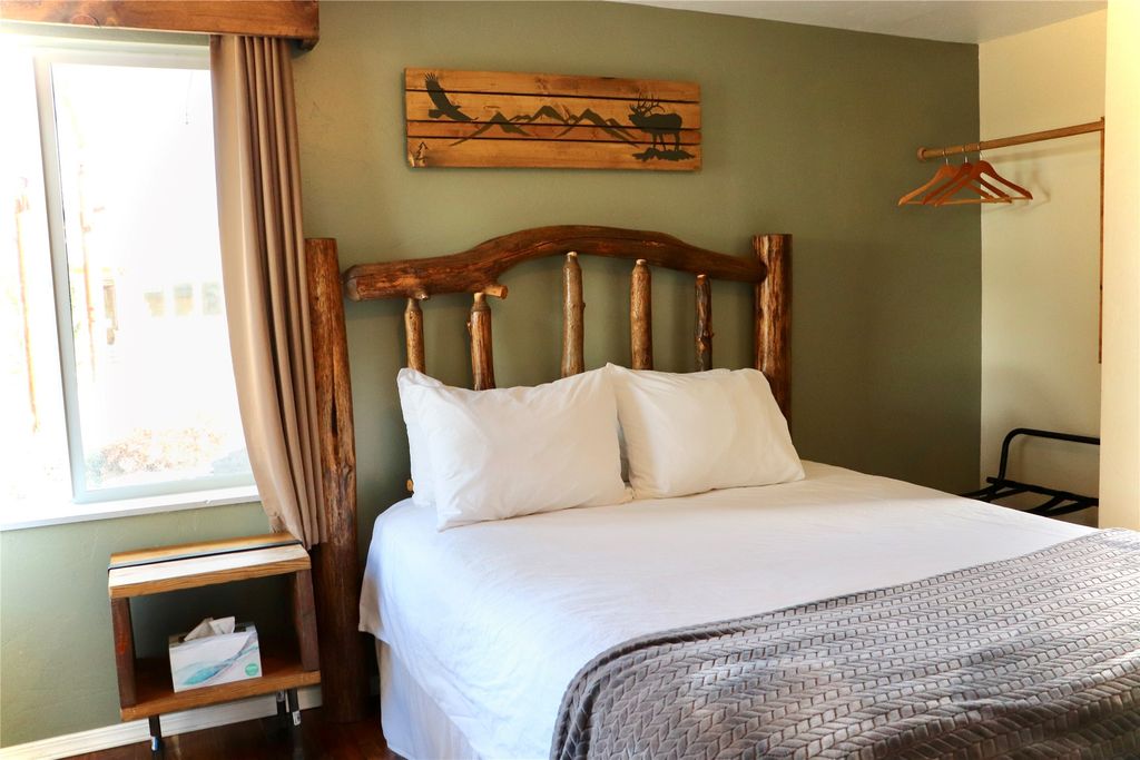 808 Mineral Avenue, Libby, MT 59923 photo 9