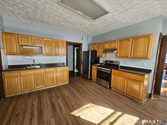 103 Campfield Avenue, Hartford, CT 06114