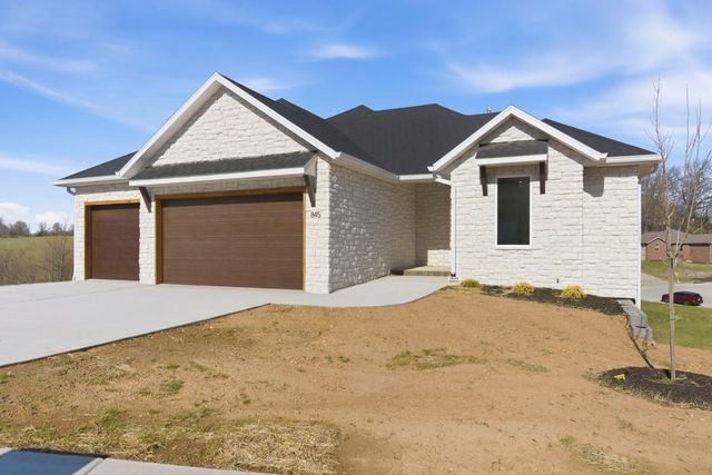 845 S Black Sands Avenue, Nixa, MO 65714