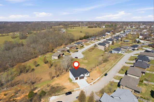 845 S Black Sands Avenue, Nixa, MO 65714