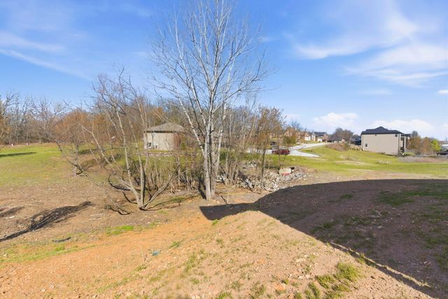 845 S Black Sands Avenue, Nixa, MO 65714