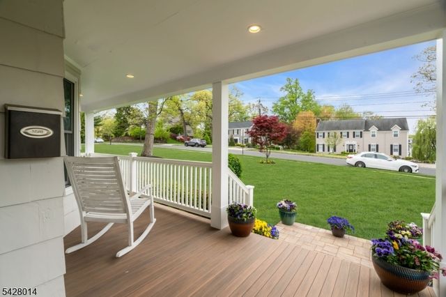 1050 Lawrence Avenue, Westfield Town, NJ 07090