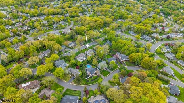 1050 Lawrence Avenue, Westfield Town, NJ 07090