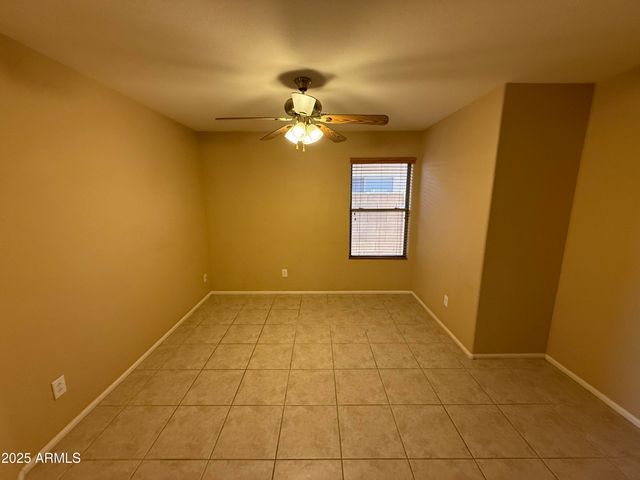 2321 W Straight Arrow Lane, Phoenix, AZ 85085
