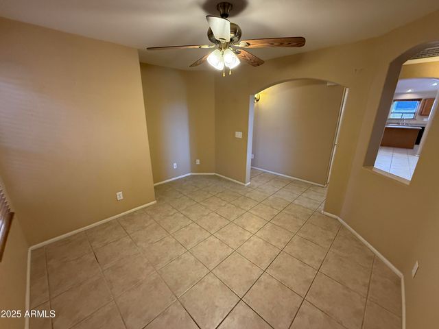 2321 W Straight Arrow Lane, Phoenix, AZ 85085