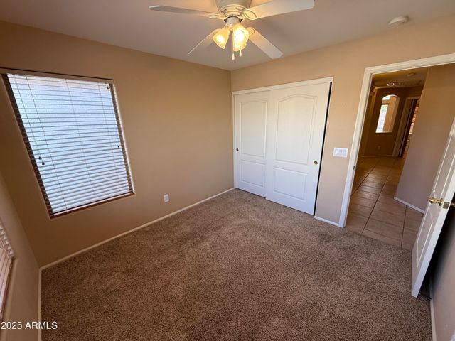 2321 W Straight Arrow Lane, Phoenix, AZ 85085