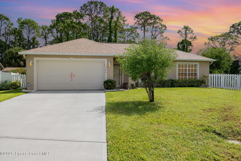 1706 Delki Street NW, Palm Bay, FL 32907