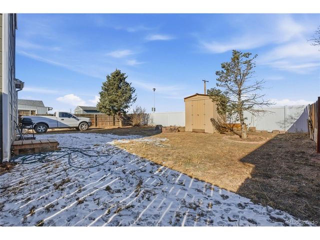 921 E 24th Street Rd, Greeley, CO 80631