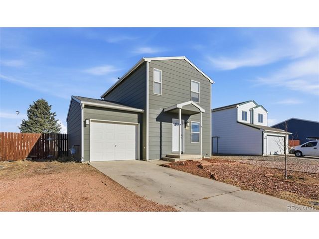 921 E 24th Street Rd, Greeley, CO 80631