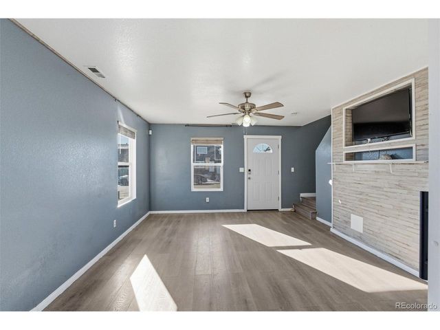 921 E 24th Street Rd, Greeley, CO 80631