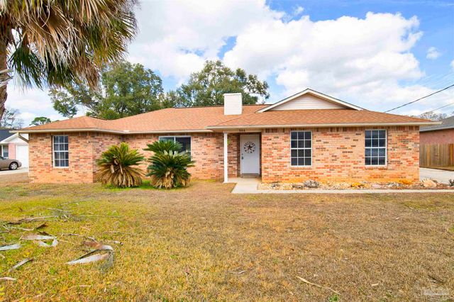 308 Twisted Oak Dr, Cantonment, FL 32533