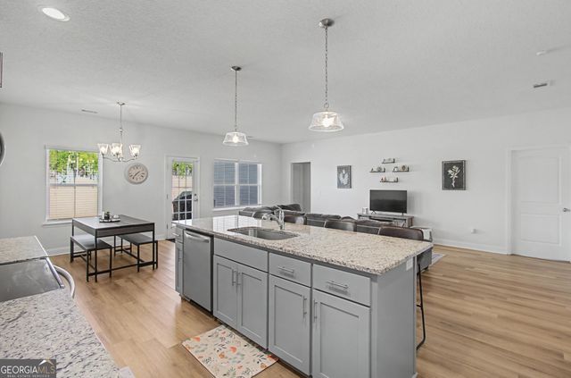 413 Mcclelland Loop Ne, Ludowici, GA 31316