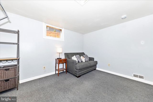 6008 SEAT PLEASANT DR, Capitol Heights, MD 20743