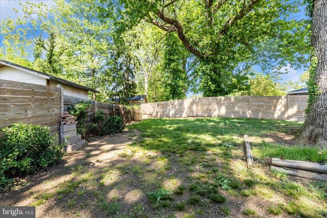 6008 SEAT PLEASANT DR, Capitol Heights, MD 20743