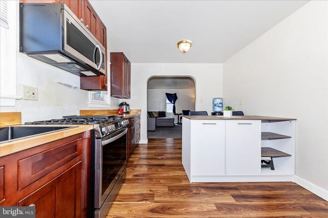6008 SEAT PLEASANT DR, Capitol Heights, MD 20743