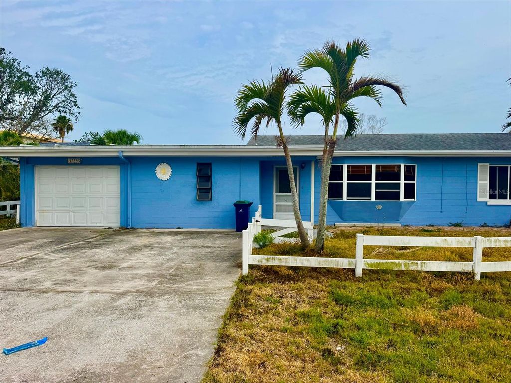 17595 1ST STREET E, Redington Shores, FL 33708
