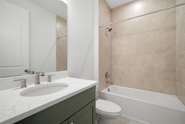 6177 JENSEN VIEW AVENUE, Apollo Beach, FL 33572
