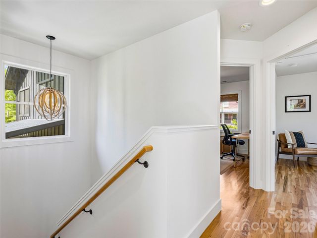 260 Waynesville Avenue, Asheville, NC 28806