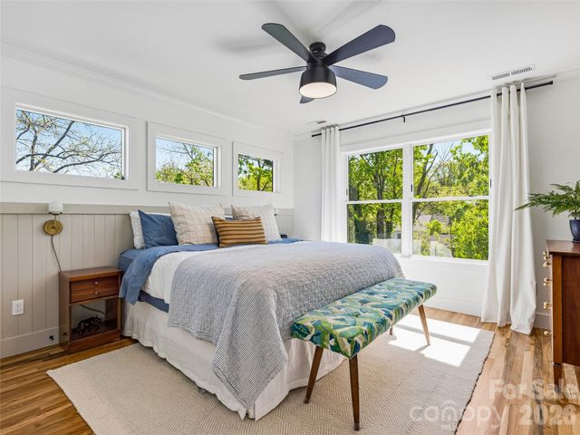 260 Waynesville Avenue, Asheville, NC 28806