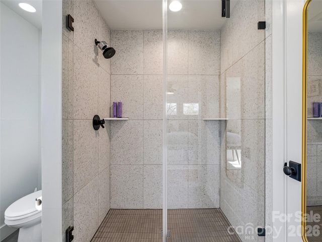 260 Waynesville Avenue, Asheville, NC 28806
