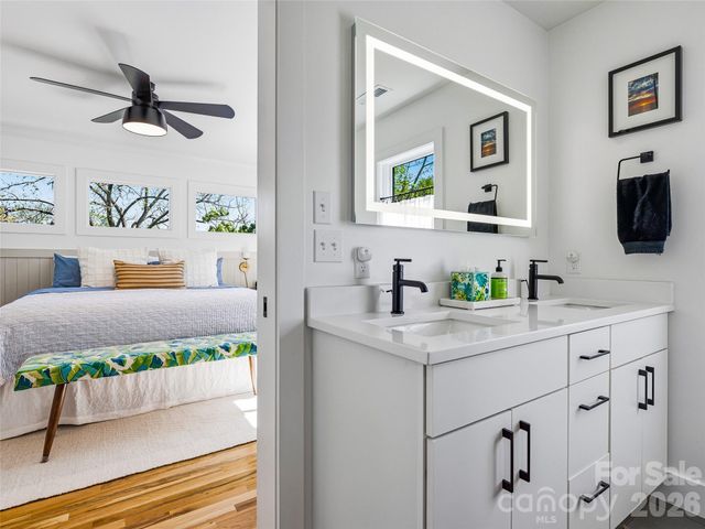 260 Waynesville Avenue, Asheville, NC 28806