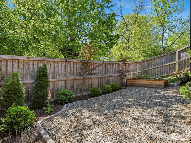 260 Waynesville Avenue, Asheville, NC 28806