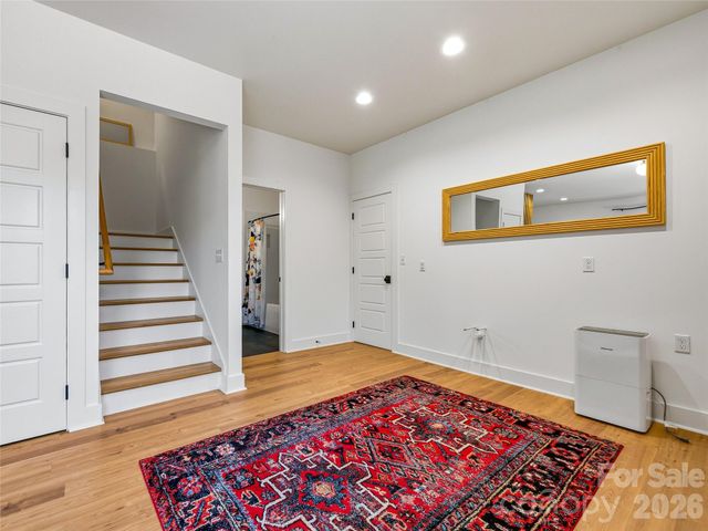 260 Waynesville Avenue, Asheville, NC 28806