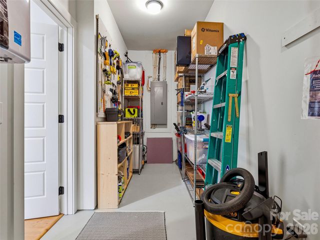 260 Waynesville Avenue, Asheville, NC 28806