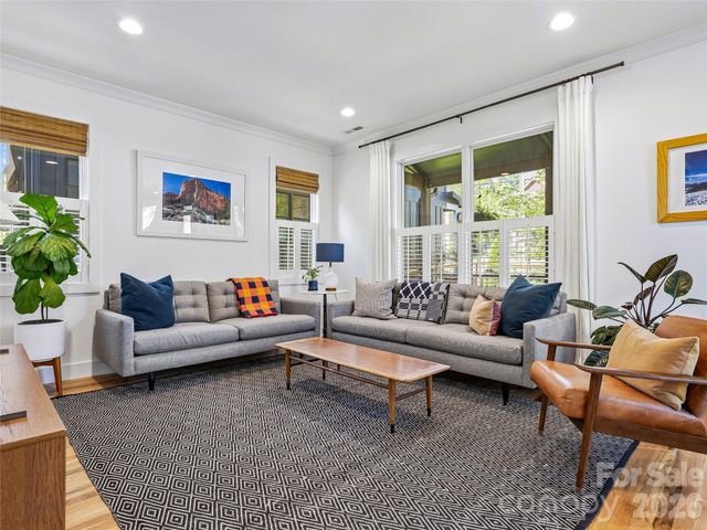 260 Waynesville Avenue, Asheville, NC 28806