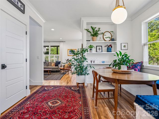 260 Waynesville Avenue, Asheville, NC 28806