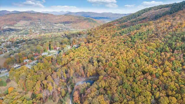 273 Post Oak DR, Roanoke, VA 24019