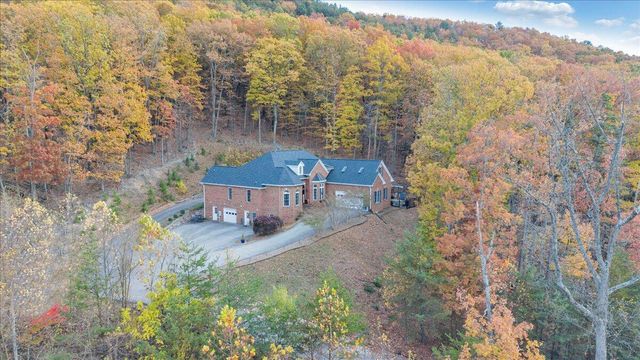 273 Post Oak DR, Roanoke, VA 24019