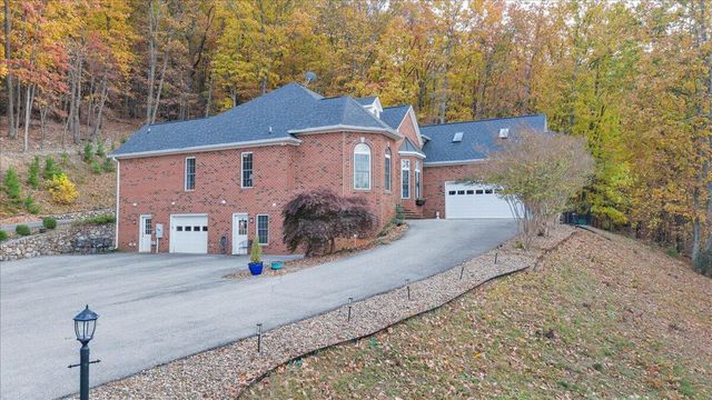 273 Post Oak DR, Roanoke, VA 24019