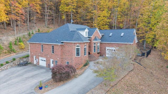 273 Post Oak DR, Roanoke, VA 24019