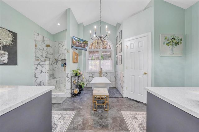 273 Post Oak DR, Roanoke, VA 24019