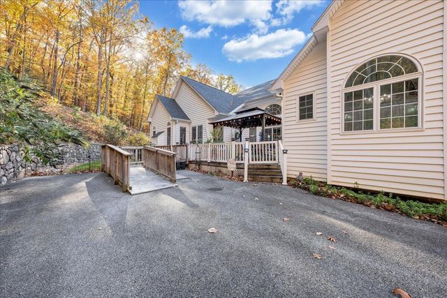 273 Post Oak DR, Roanoke, VA 24019