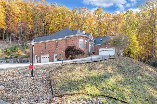 273 Post Oak DR, Roanoke, VA 24019