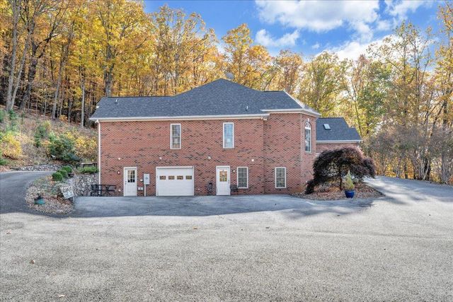 273 Post Oak DR, Roanoke, VA 24019