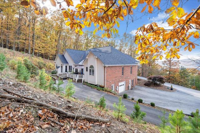 273 Post Oak DR, Roanoke, VA 24019