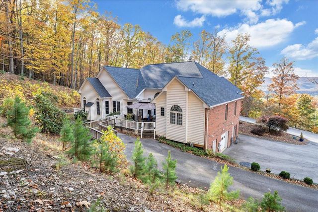 273 Post Oak DR, Roanoke, VA 24019