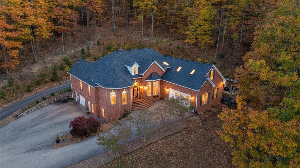 273 Post Oak DR, Roanoke, VA 24019